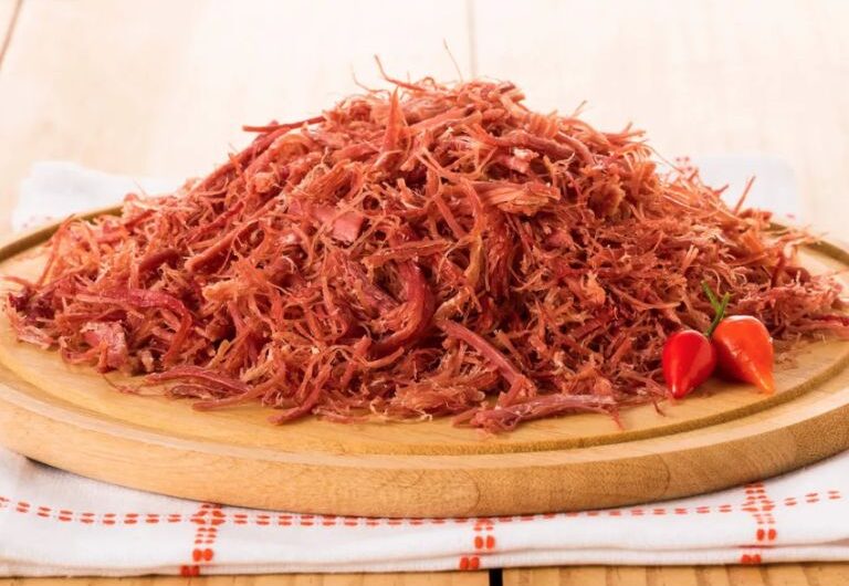 Aprenda a fazer uma deliciosa carne seca desfiada