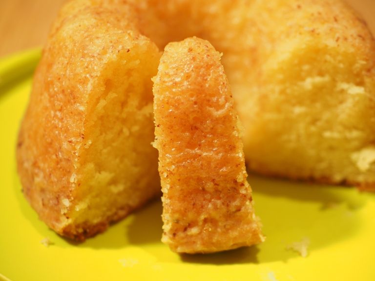 bolo de côco fofinho