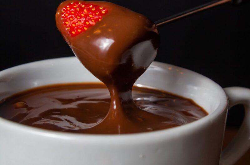 Fondue de Chocolate Delicioso - Derreta-se de Prazer!