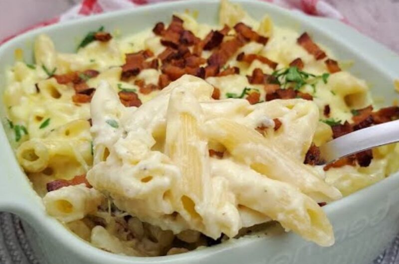 Delicioso Macarrão com Creme de Batata com Toque de Bacon