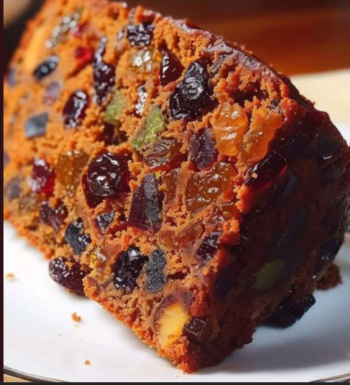 bolo de frutas molhadinho