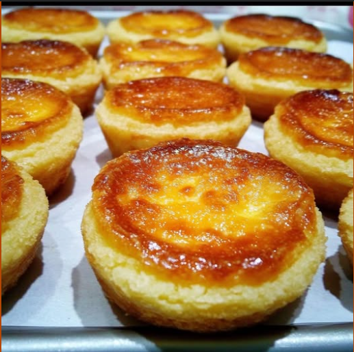 Receita Tradicional de Queijadinhas: Sabor Caseiro que Encanta Gerações