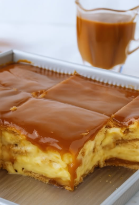 Bolo de Maçã com Caramelo:
